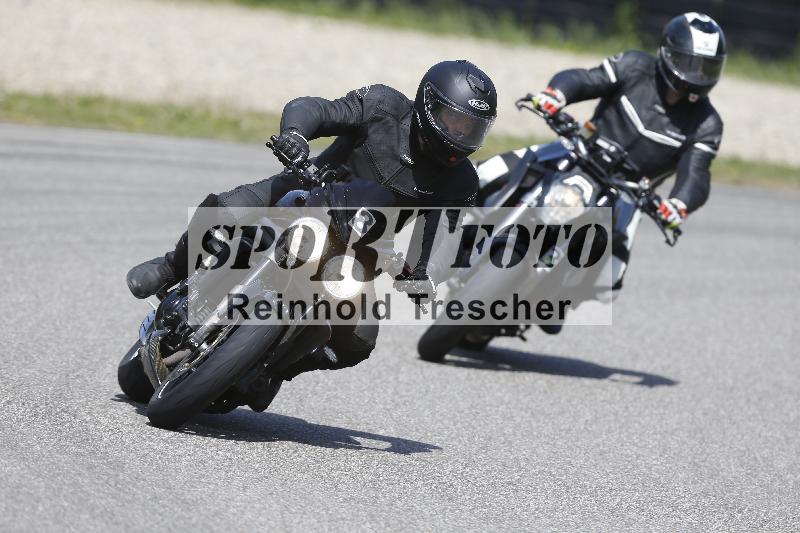 /Archiv-2025/09 22.04.2025 Cornu Master School ADR/gruen-vert/8